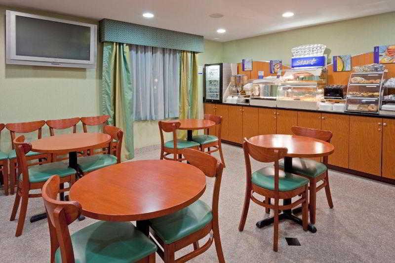 Red Lion Inn And Suites Brooklyn New York Restoran foto