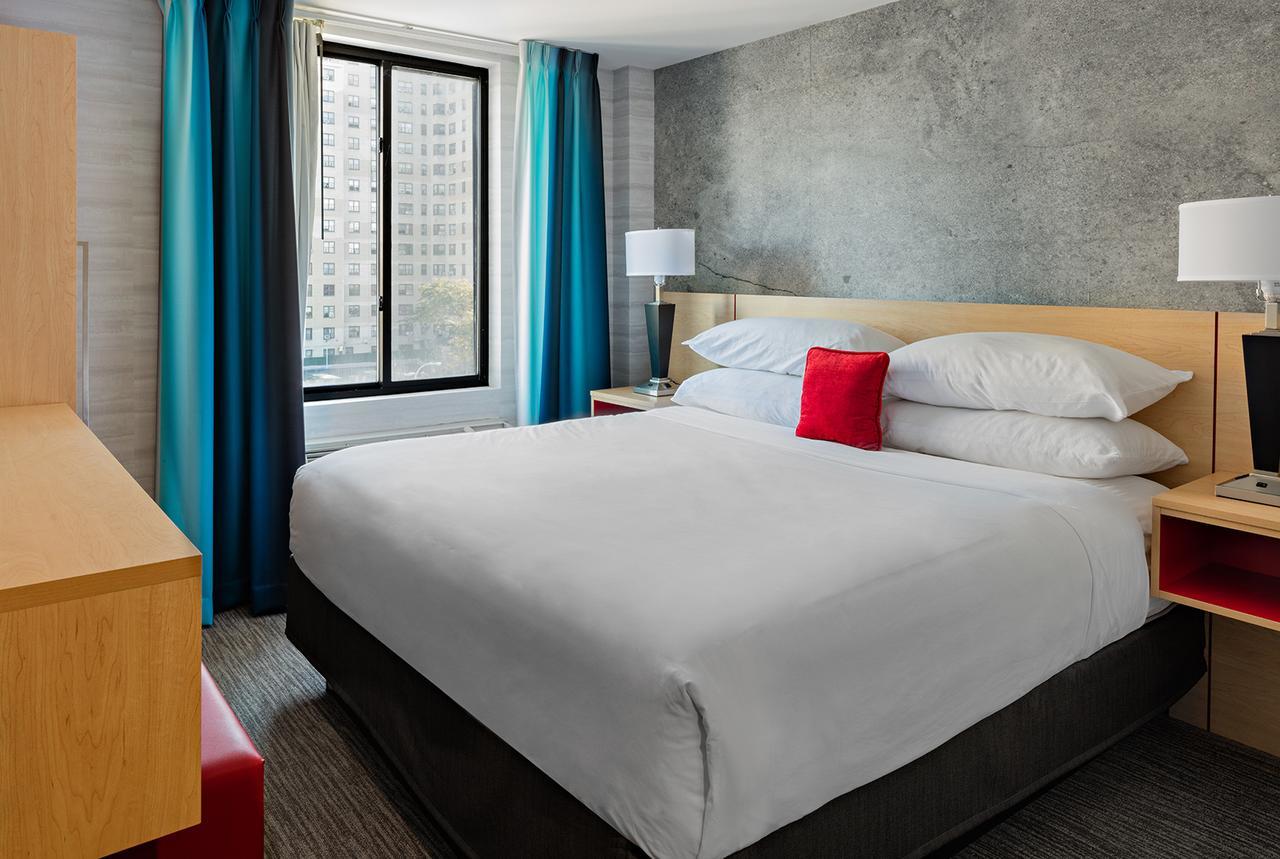 Red Lion Inn And Suites Brooklyn New York Bagian luar foto